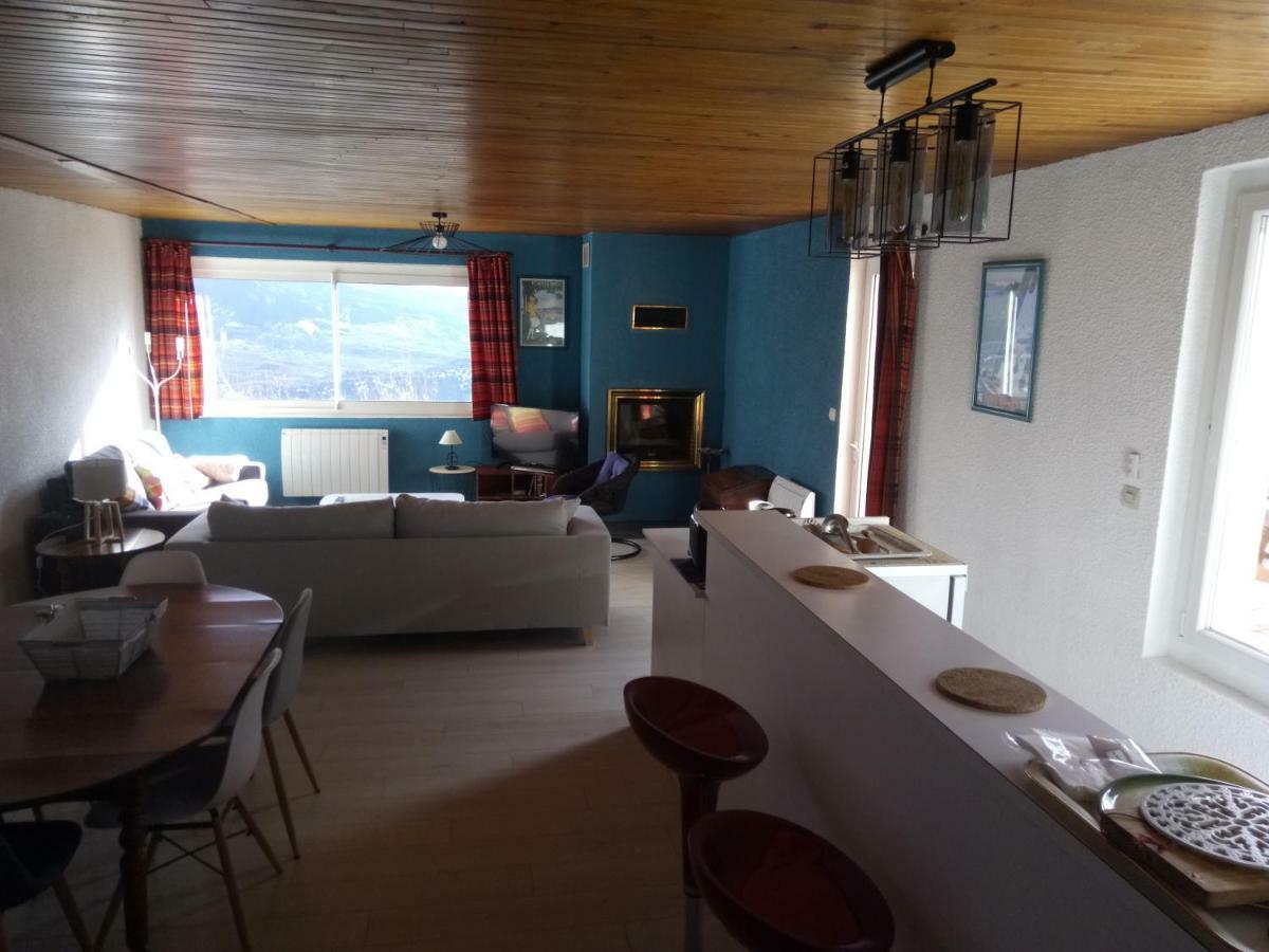 Grand F3 Terrasse, Vue Apartment Font-Romeu-Odeillo-Via Exterior photo